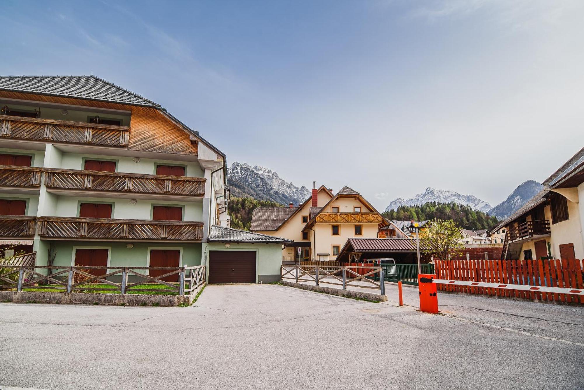 Apartments Slavec With Free Onsite Parking Kranjska Gora Cameră foto