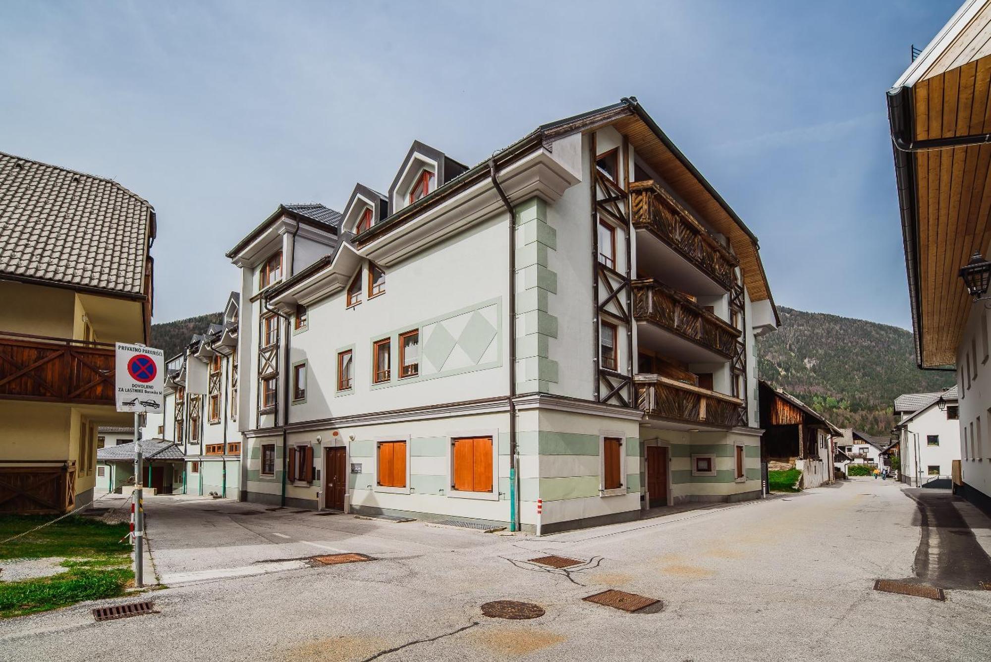 Apartments Slavec With Free Onsite Parking Kranjska Gora Cameră foto
